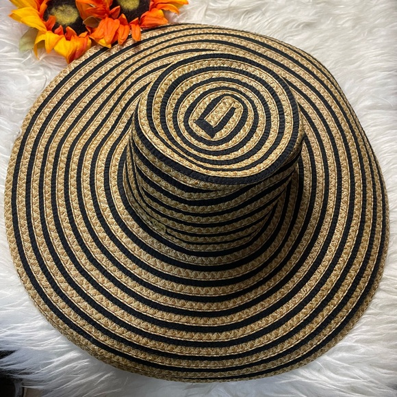 🌺 Eric Javits Margot straw hat 🌺 - Picture 6 of 11